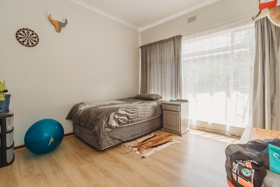 4 Bedroom Property for Sale in Bodorp Western Cape